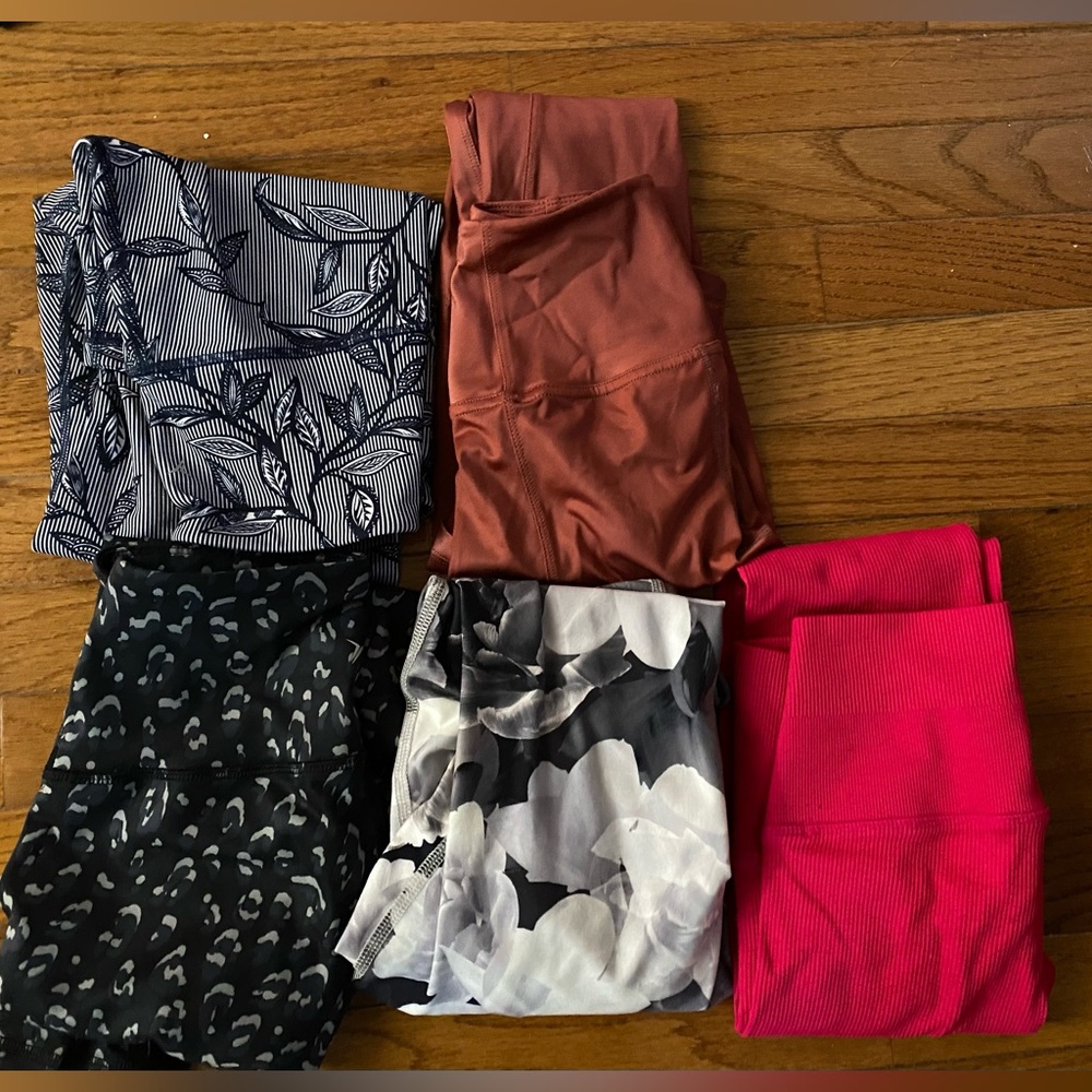 Bundle of 5 leggings